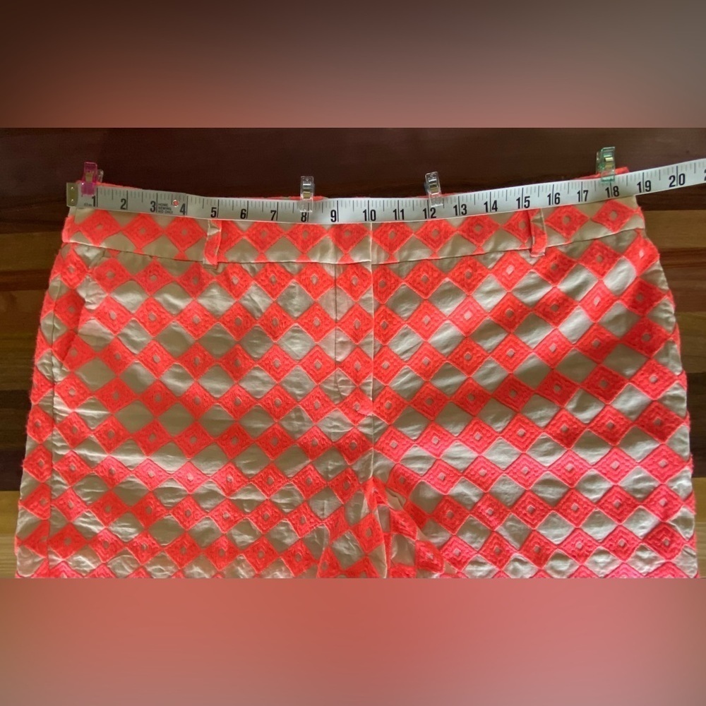 Ann Taylor Loft Embroidered Riviera Short, size 12, NWT - Picture 7 of 7